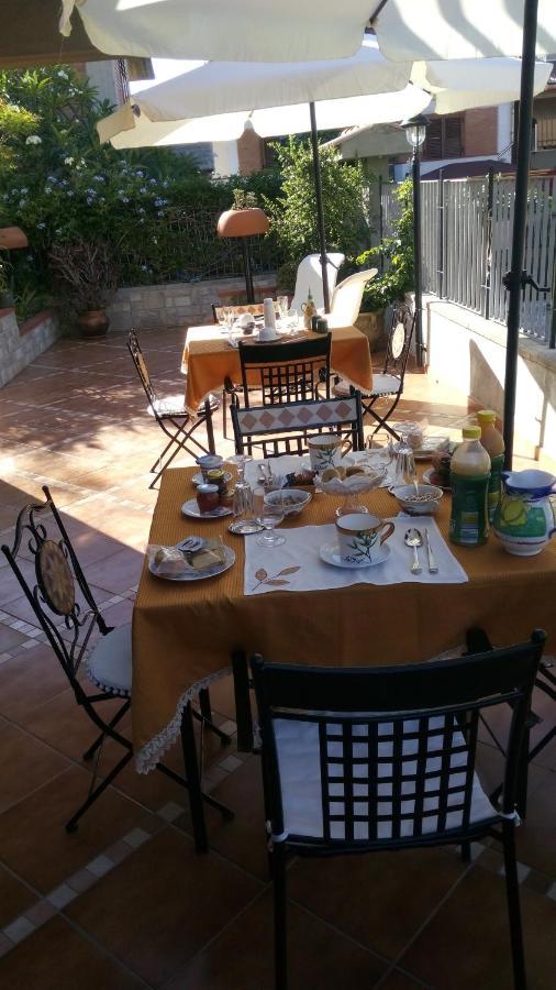 B&B Villa Carmen SantʼAlessio Siculo Exteriör bild