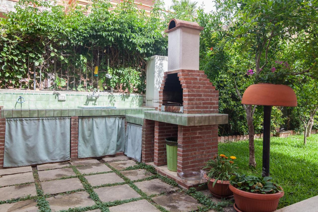 B&B Villa Carmen SantʼAlessio Siculo Exteriör bild